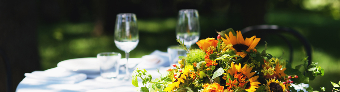 banner-fall-table